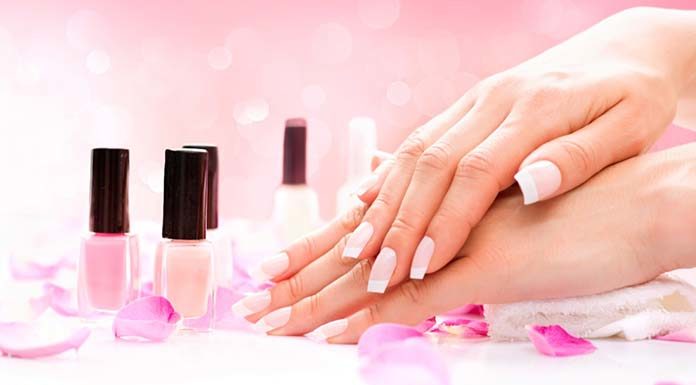 Co warto wiedzieć o nakładaniu manicure hybrydowego?
