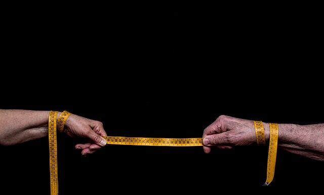 Ile kosztuje 1 metr jedwabiu? Ile kosztuje 1 metr jedwabiu?