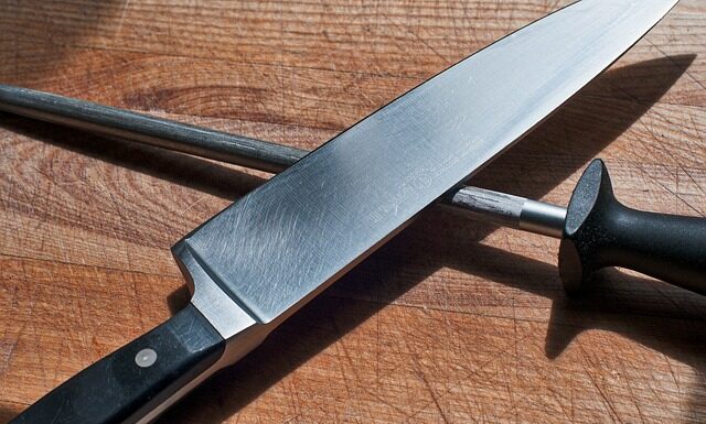 Jaka skóra do ostrzenia noży?