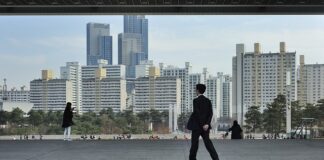 Jak prawidłowo założyć czepek?