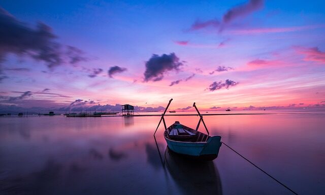 Jaki kolor podbija szare oczy? Jaki kolor podbija szare oczy?