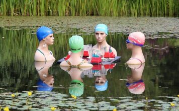 Jak związać włosy pod czepek?