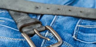 Czy klamra do włosów jest modna?